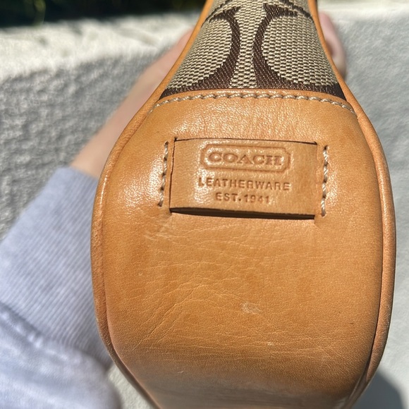 🍂Rare beauty Coach Y2K signature Jacquard Demi Pochette Bag butterfly Charm - Picture 6 of 10